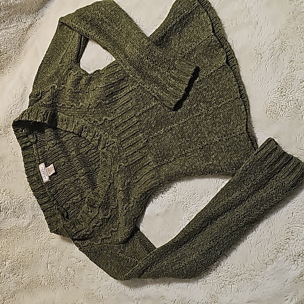 Arizona Jean company Green knitted V-neck